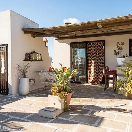 Salento. Con Magnifica Terrazza Apartamento
