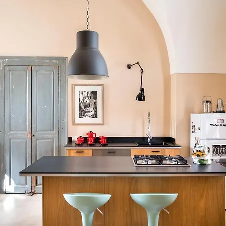 Salento. Con Magnifica Terrazza Apartment *